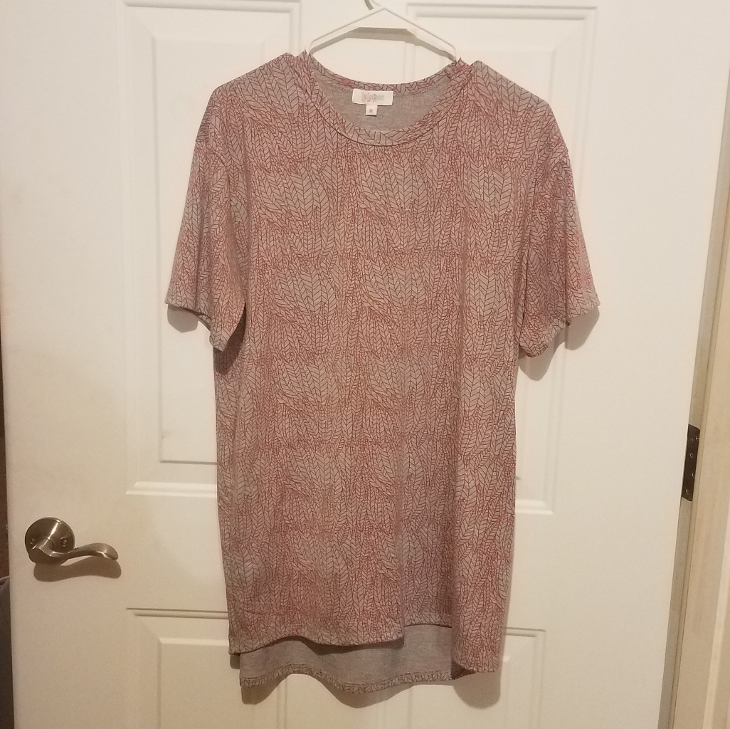Lularoe Medium Leaf Patrick Tee
